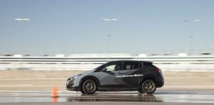 Nissan Leaf All-Wheel-Control Test Car 2019 года 